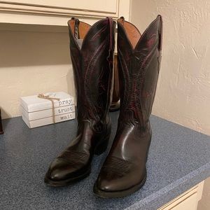 Lucchese women’s cowboy boots